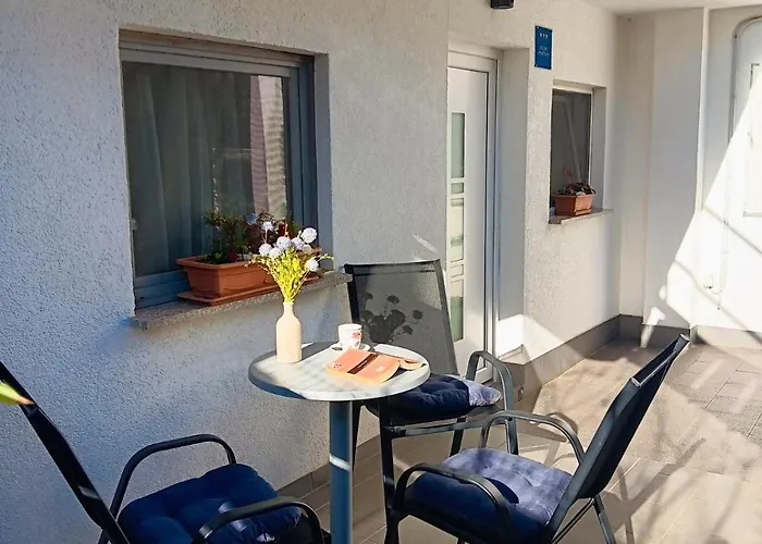 Apartamento Sara *